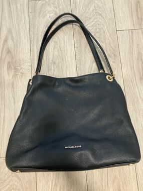 Michael Kors ravel large shoulder tote with gold hardware